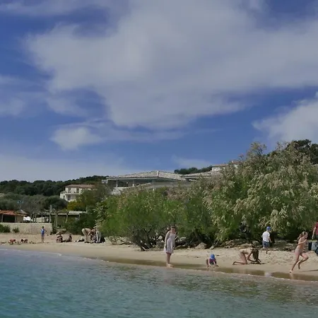 Les Figuiers דירה *